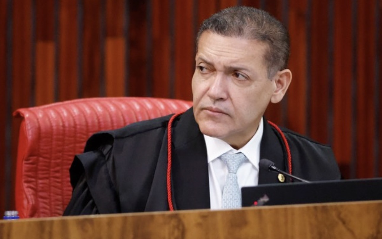TSE manda retirar novamente do ar canal “Exército do Lula”, criado por André Janones